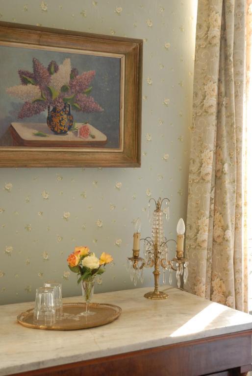 Chambres D'Hotes Chateau De La Puisaye ヴェルヌイユ・ダヴル・エ・ディトン 部屋 写真